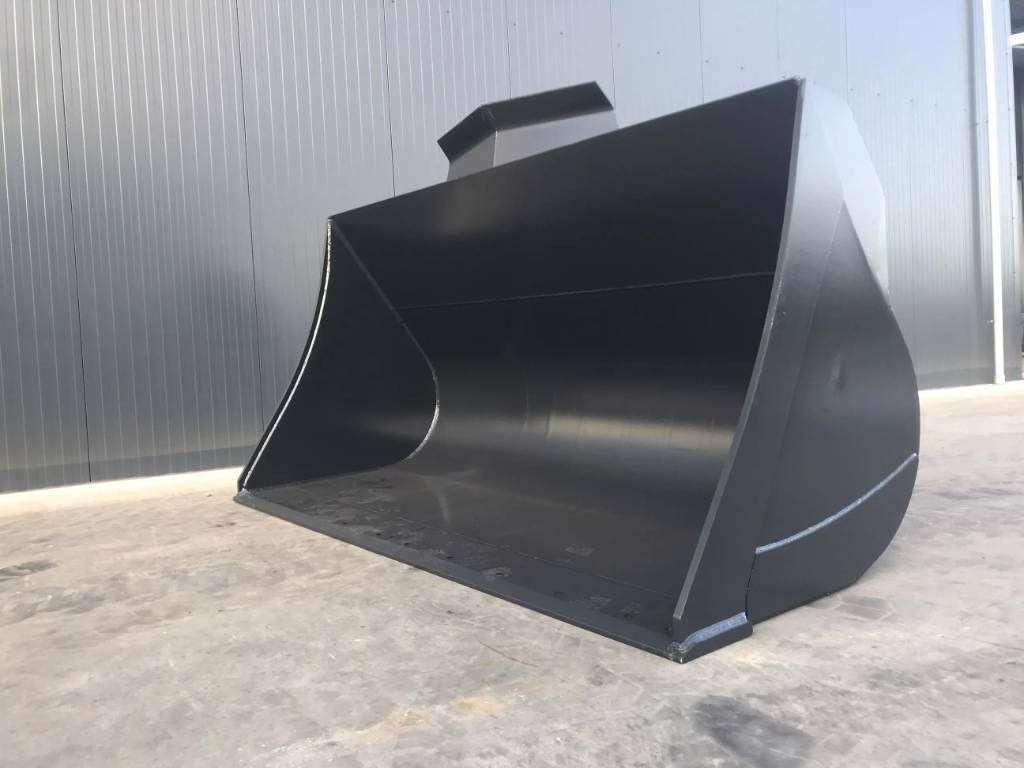 Volvo L180G Photo 3
