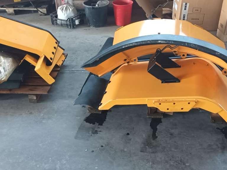 Garde-boue pour Hyundai HL 940 Photo 1