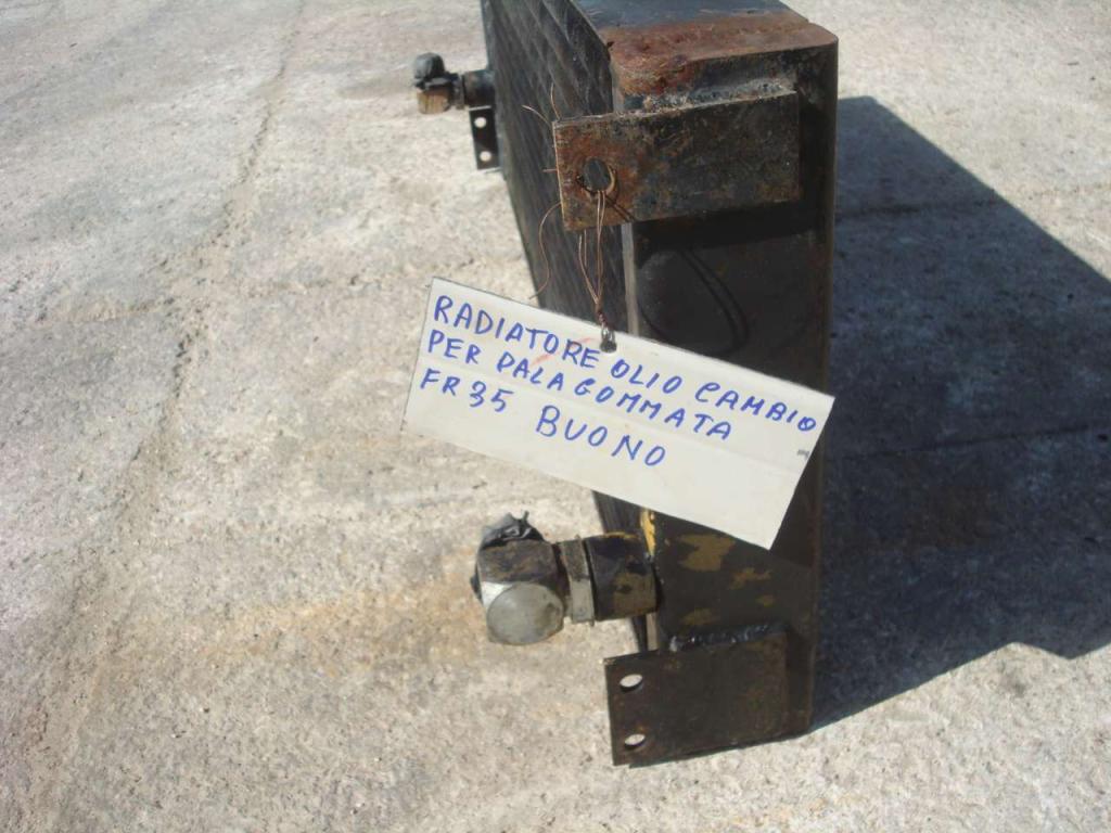 Refroidisseur d'huile hydraulique pour Fiat Allis FR35 Photo 1