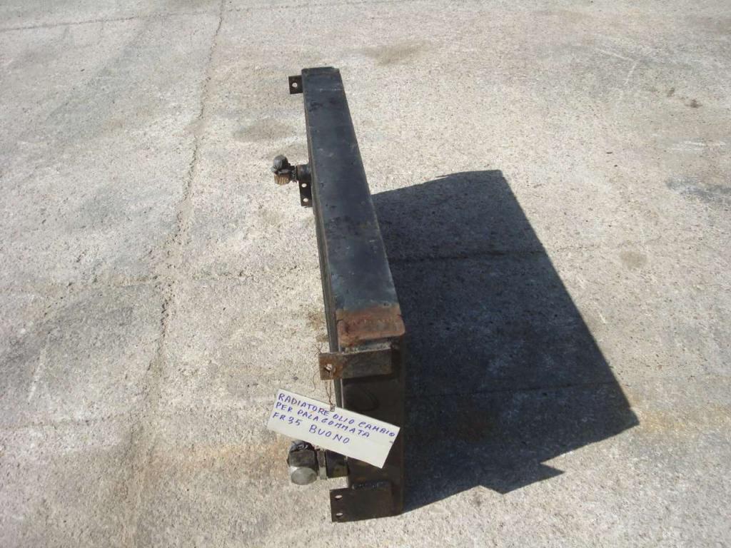 Refroidisseur d'huile hydraulique pour Fiat Allis FR35 Photo 3