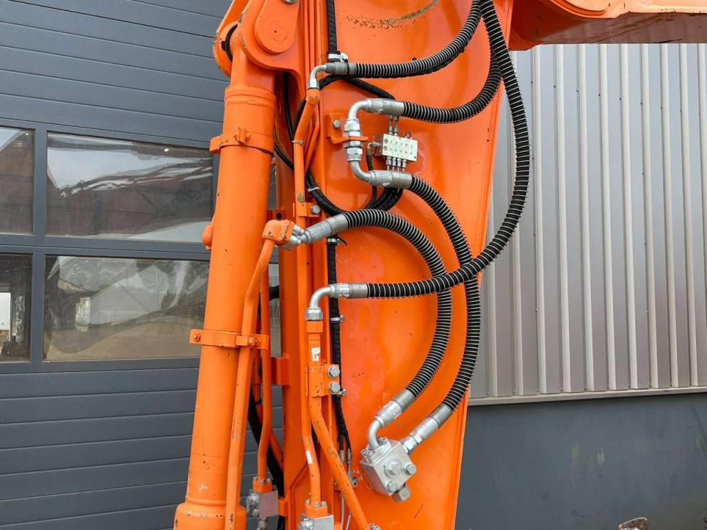 Doosan DX140LCR-3 Photo 10