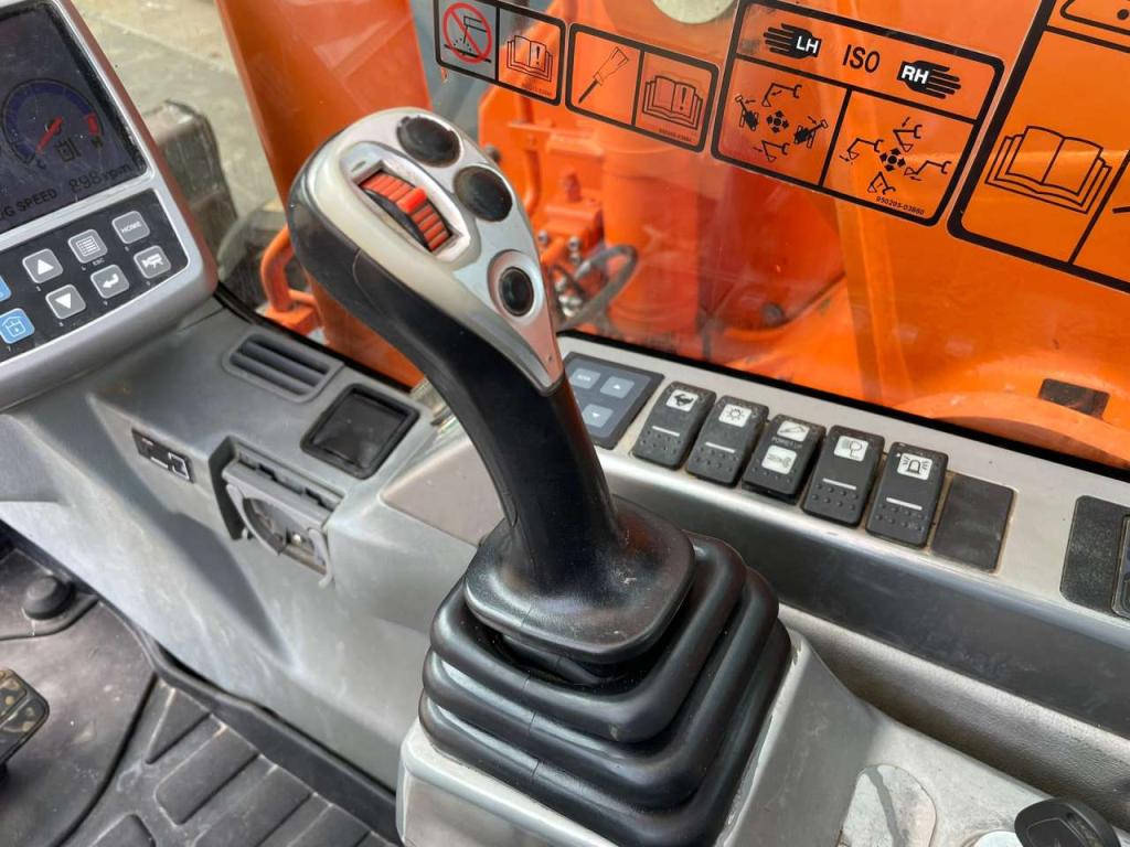 Doosan DX140LCR-3 Photo 25