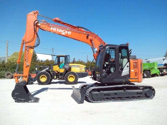 Hitachi ZX135US-6 Photo 4