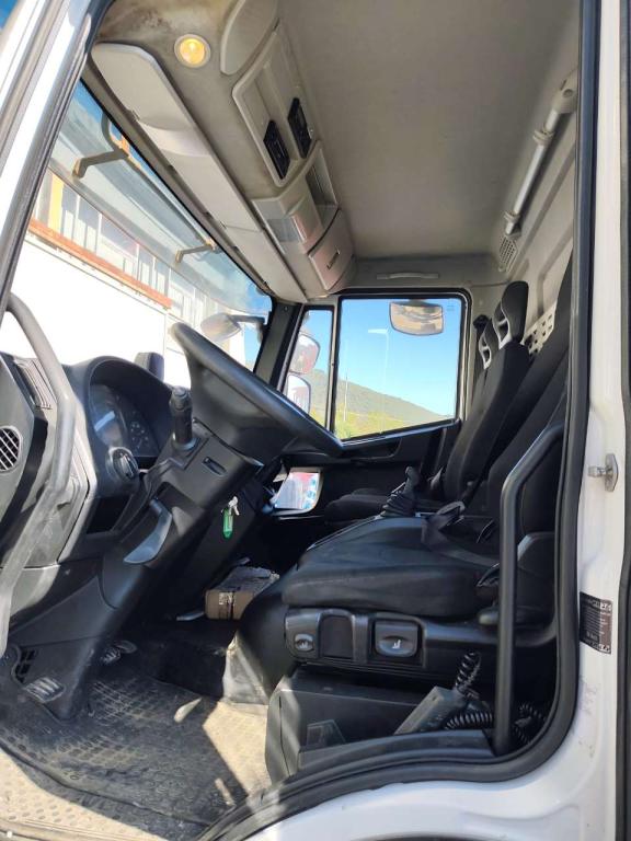 Iveco EUROCARGO CUBE 190-280L Photo 2