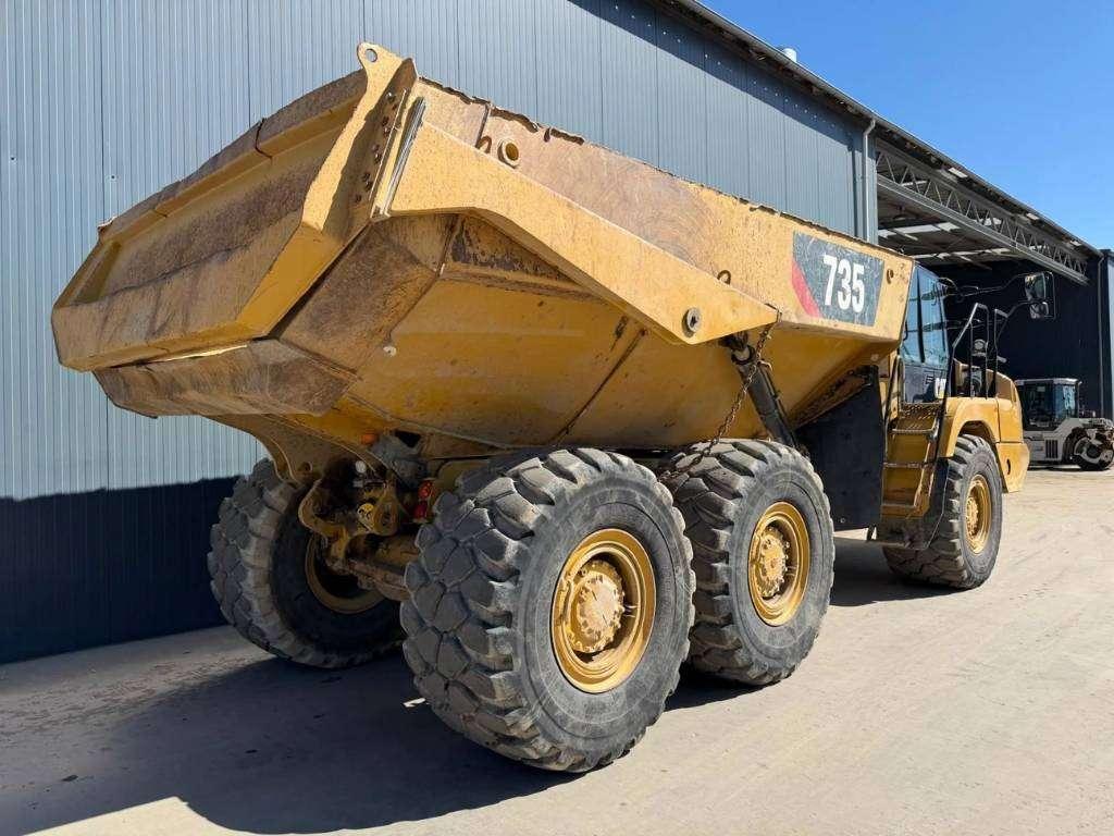 Caterpillar 735 04A Photo 6