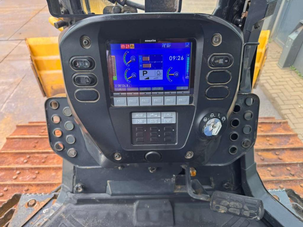 Komatsu D51PXi-24 | TOPCON Photo 28
