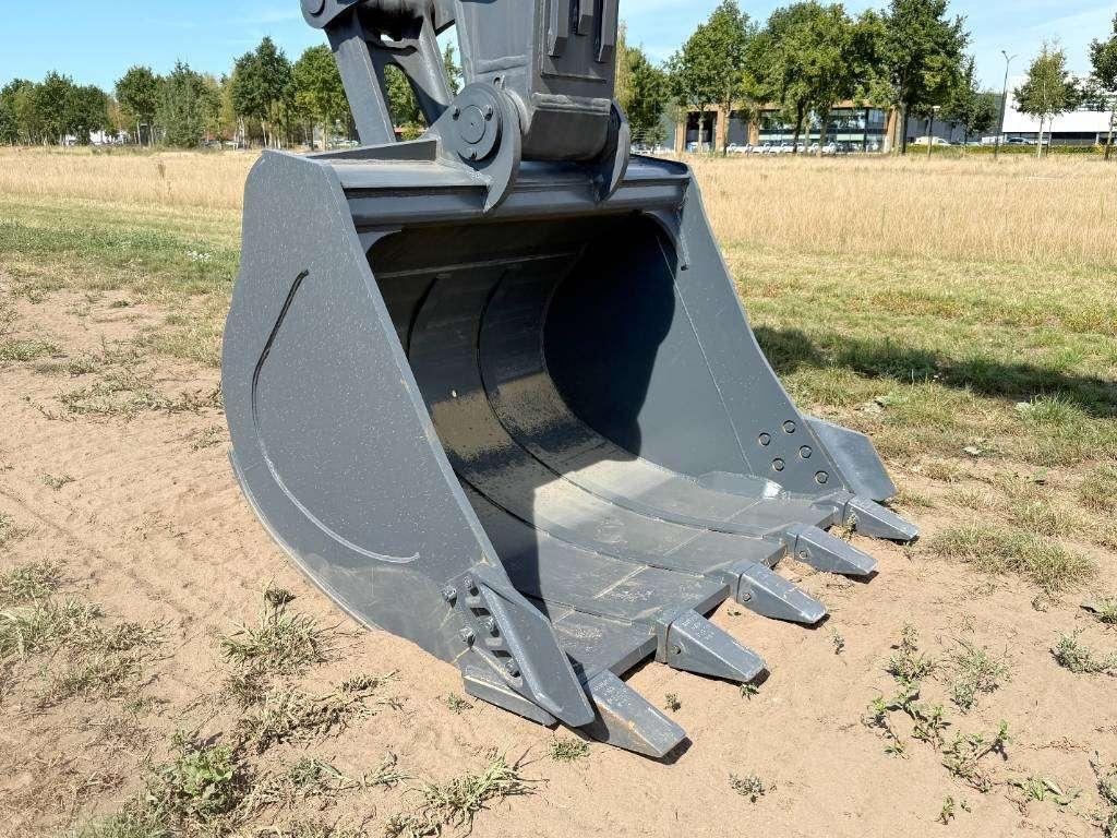 Hyundai R340L Smart - New / Unused / Hammer Lines Photo 18