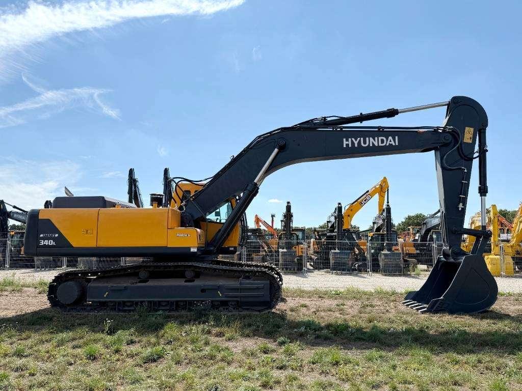 Hyundai R340L Smart - New / Unused / Hammer Lines Photo 6