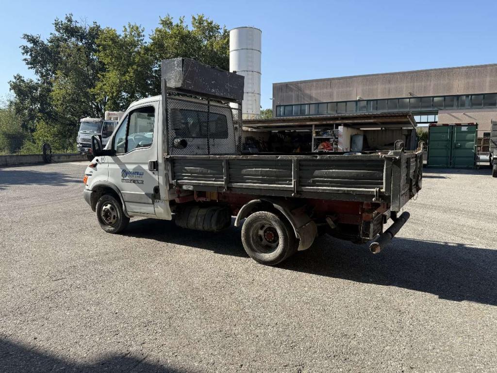 Iveco DAILY 35C9A Photo 4