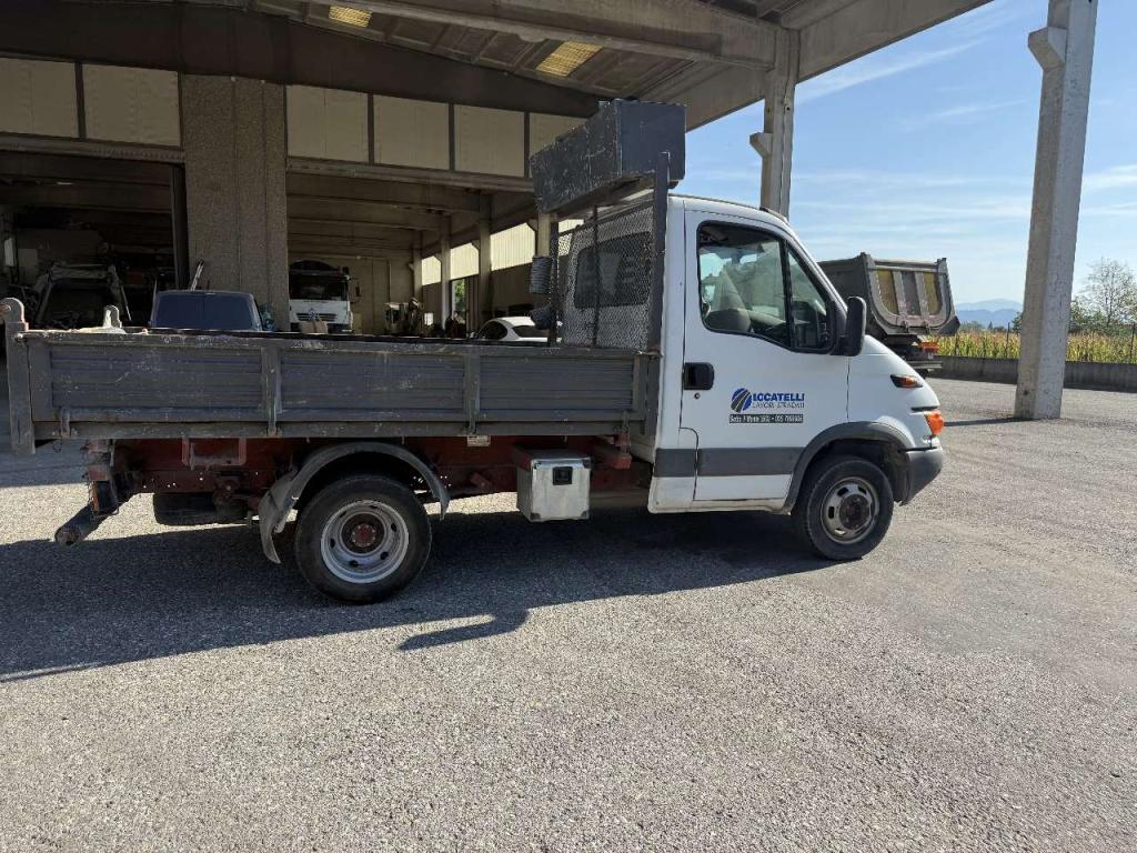 Iveco DAILY 35C9A Photo 5