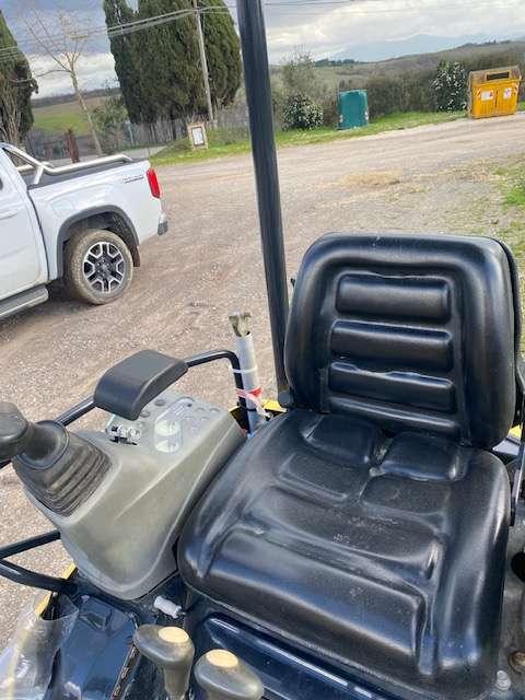 Yanmar Vio 17 Photo 8
