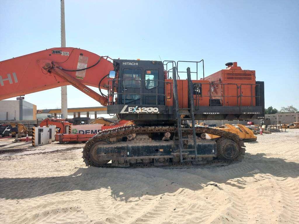 Hitachi EX1200-7 Longreach 28m (Saudi Arabia) Photo 5