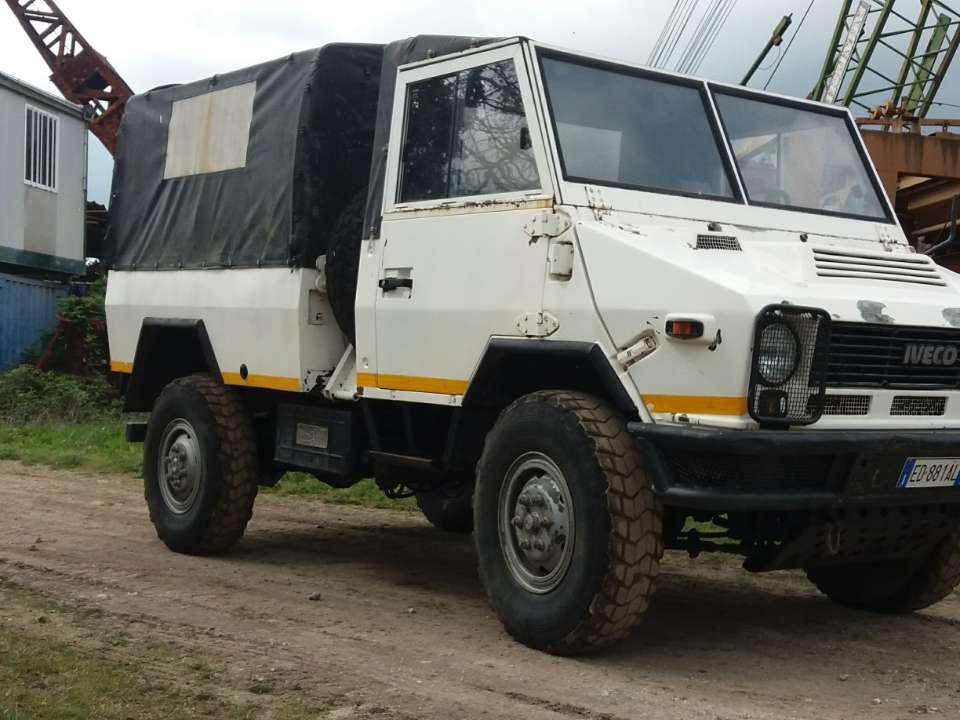 Iveco WM 90 Photo 1