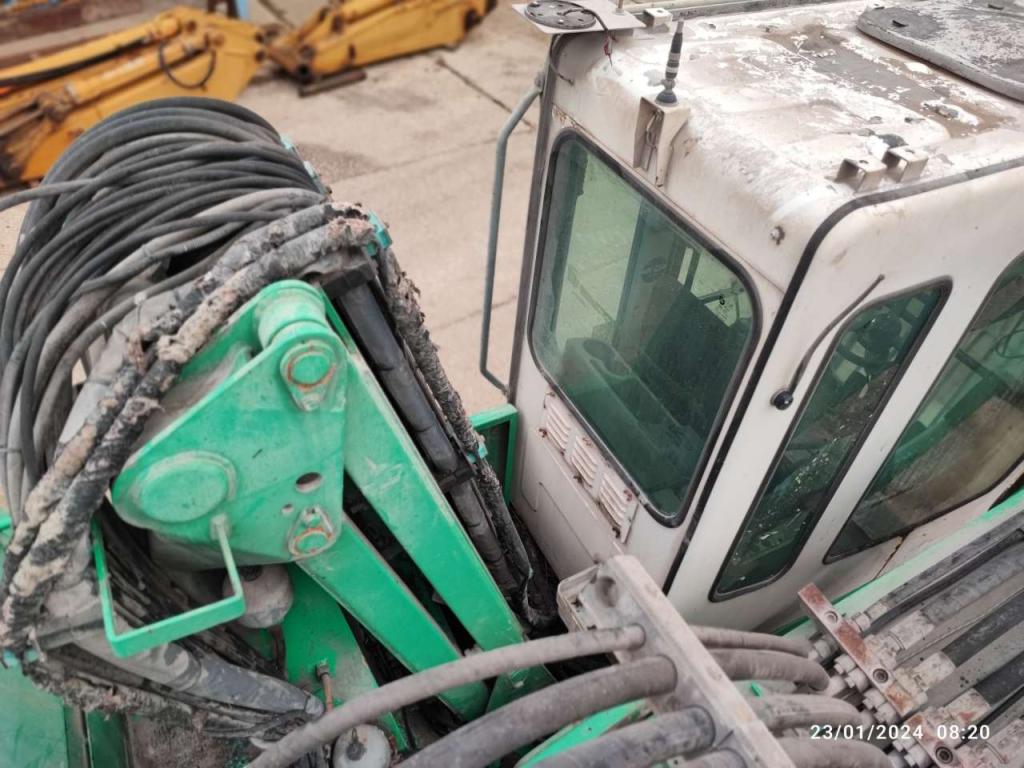 Liebherr A924B Photo 15