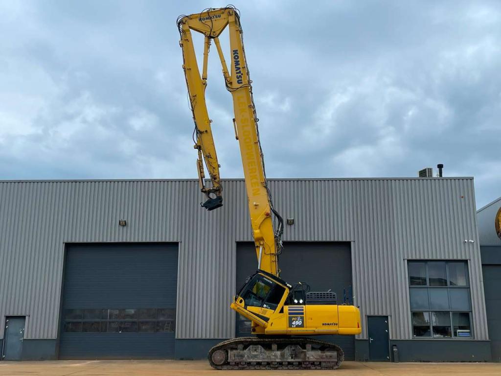 Komatsu PC490HRD-11 Photo 1