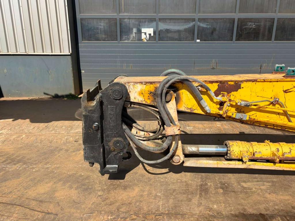Komatsu PC490HRD-11 Photo 27