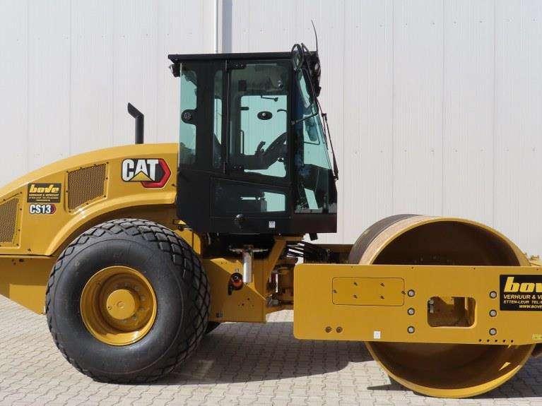 Caterpillar CS13 Photo 1