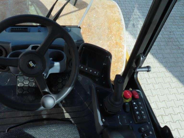Caterpillar CS13 Photo 11