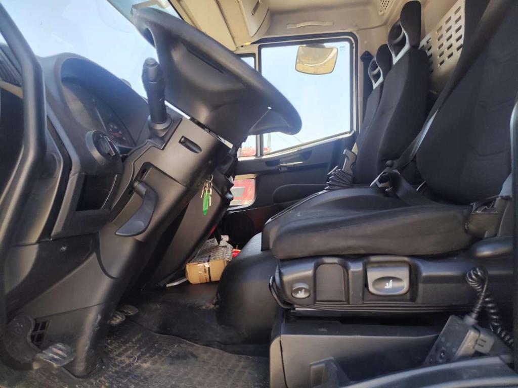 Iveco EUROCARGO CUBE 190-280L Photo 11
