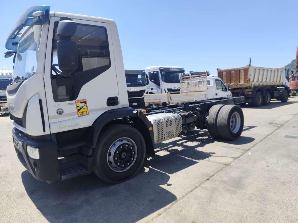 Iveco EUROCARGO CUBE 190-280L Photo 24