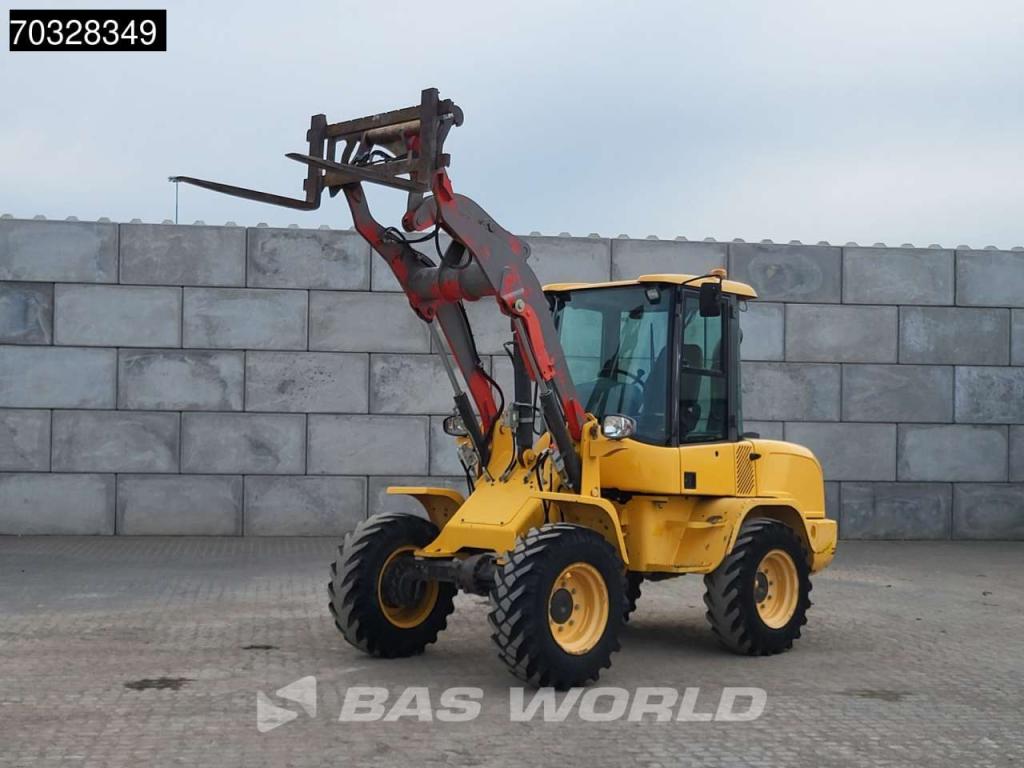 Volvo L30 G Photo 2