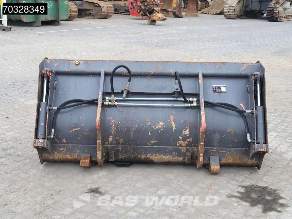 Volvo L30 G Photo 23
