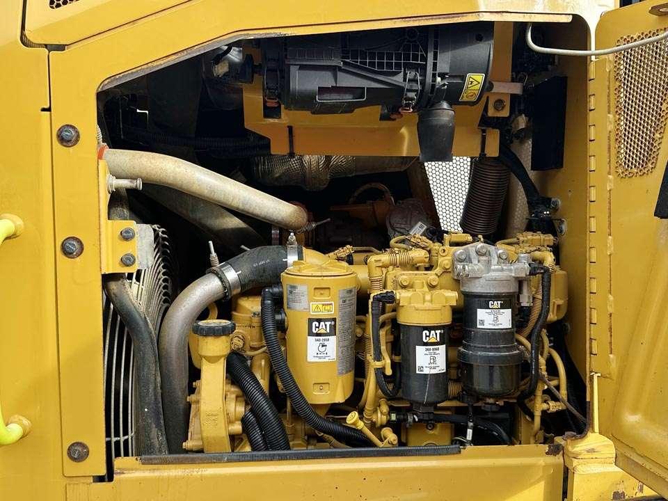 Caterpillar D4K2 LGP Photo 9