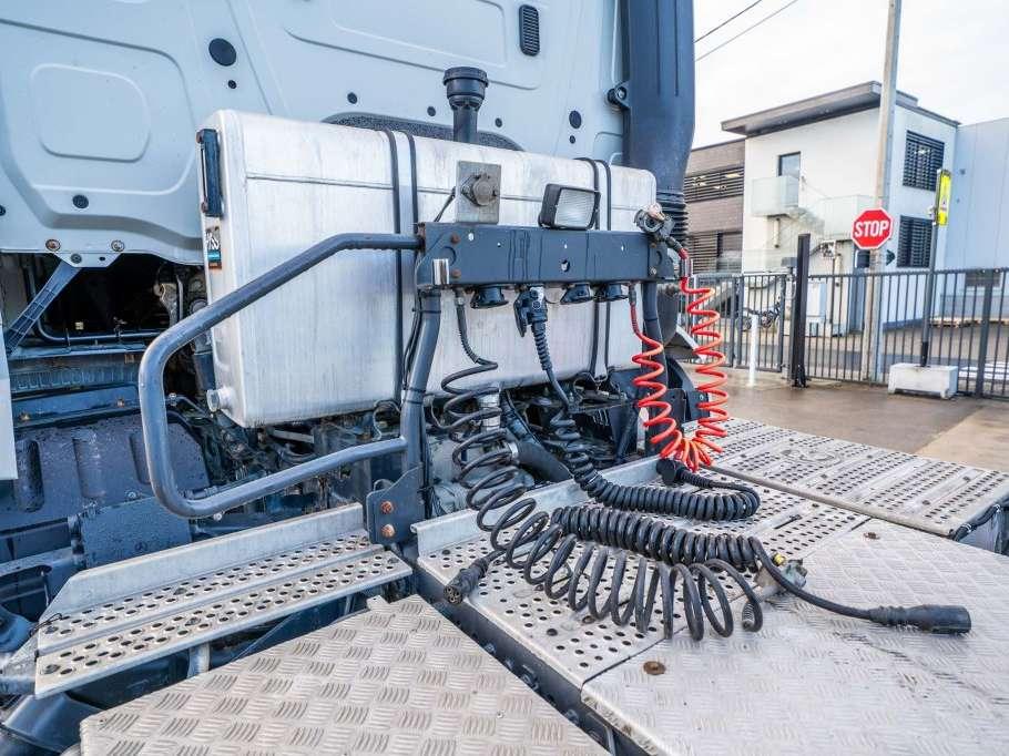 Mercedes-Benz AROCS 2643 LS Photo 12