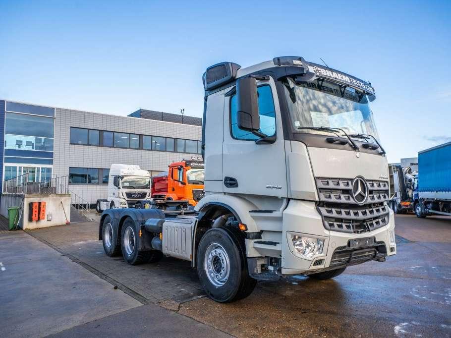 Mercedes-Benz AROCS 2643 LS Photo 2