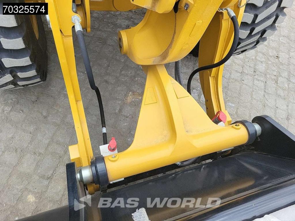 Caterpillar 906 - 14A Photo 16