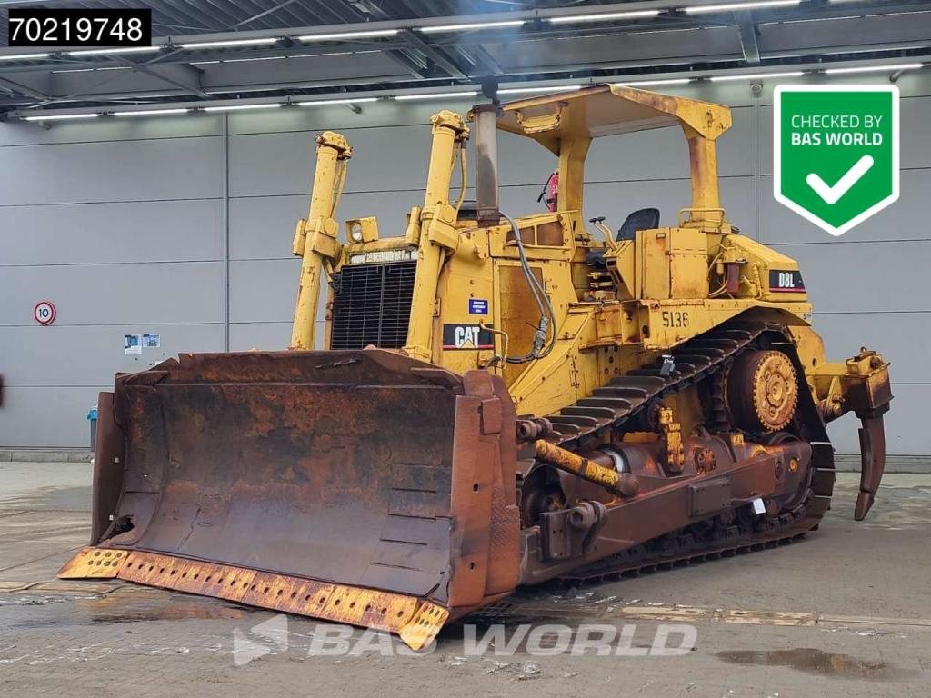 Caterpillar D8 L Photo 1