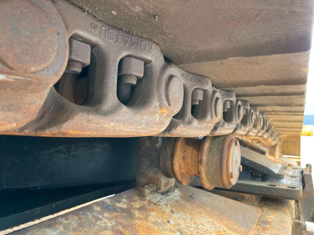Komatsu PC490LC-10 Photo 16