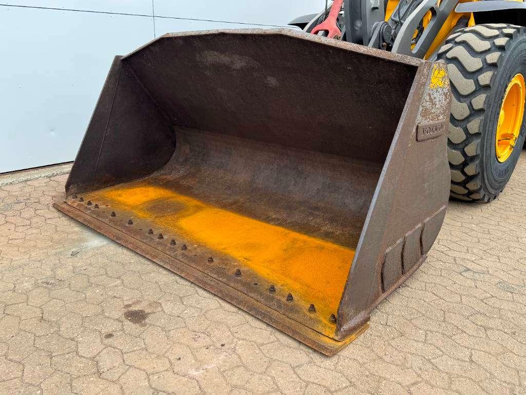 Volvo L90H - 3rd Function / Quick Coupler Photo 17