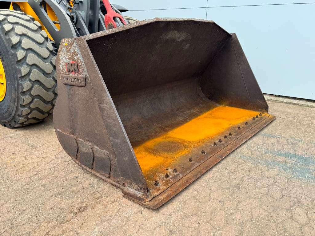 Volvo L90H - 3rd Function / Quick Coupler Photo 20