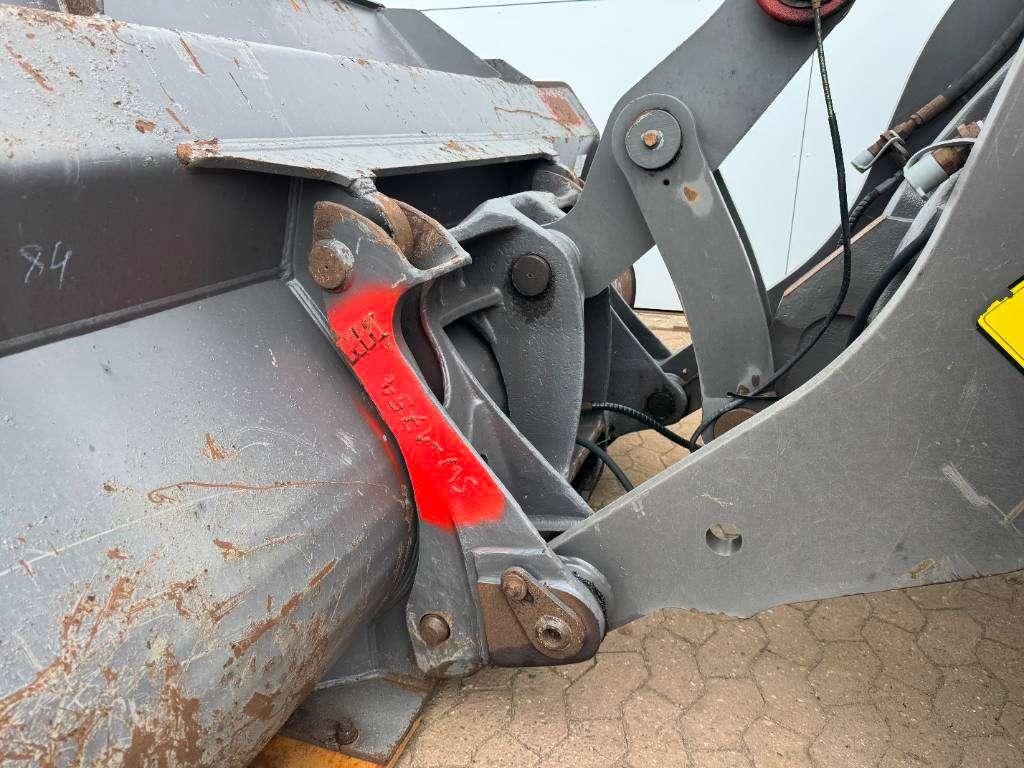 Volvo L90H - 3rd Function / Quick Coupler Photo 22