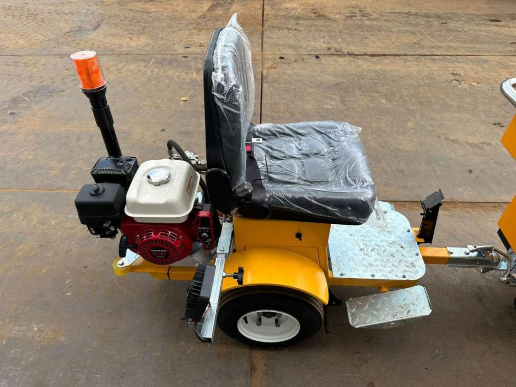 Giga Power 860 Road Marking Machine Photo 9