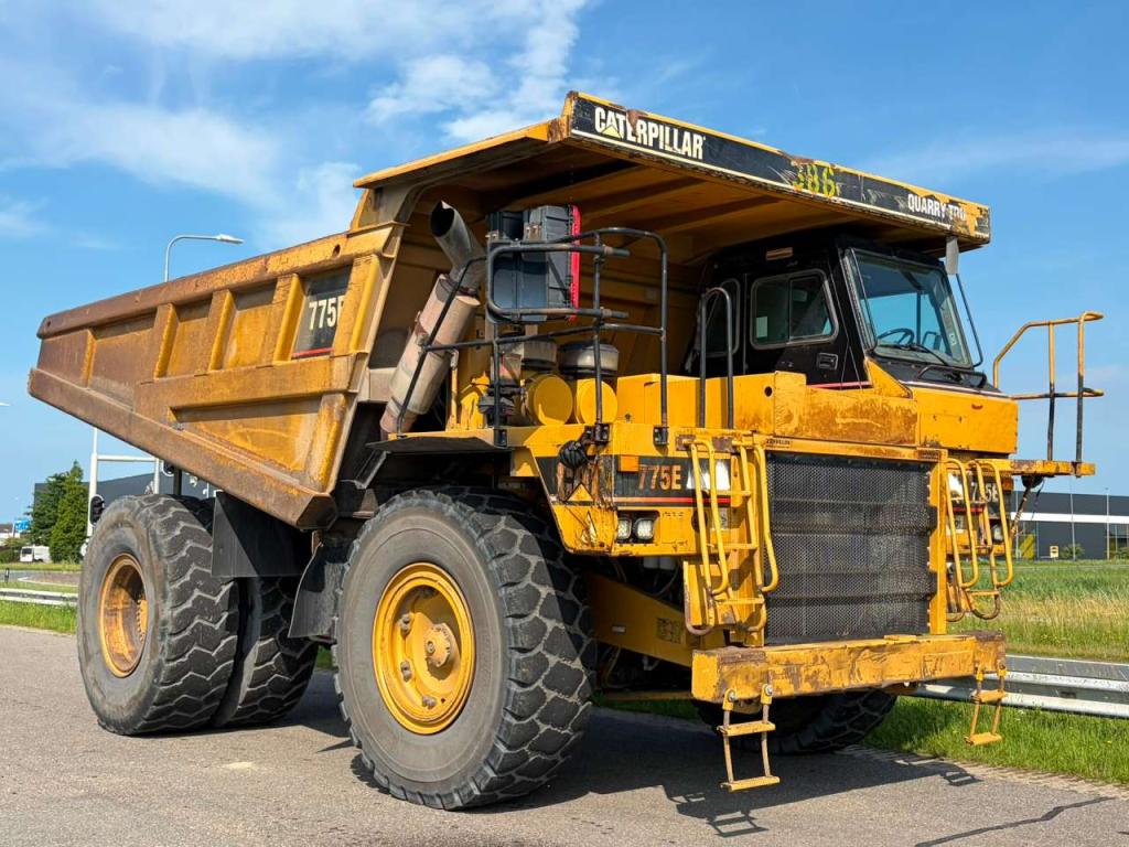 Caterpillar 775E Photo 8