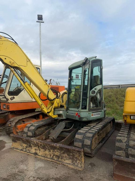 Yanmar VIO 75 Photo 1
