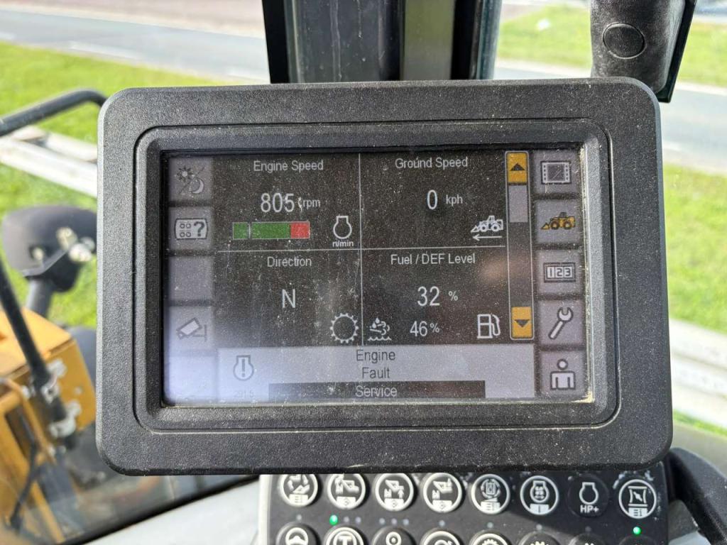 Caterpillar 930M Photo 22