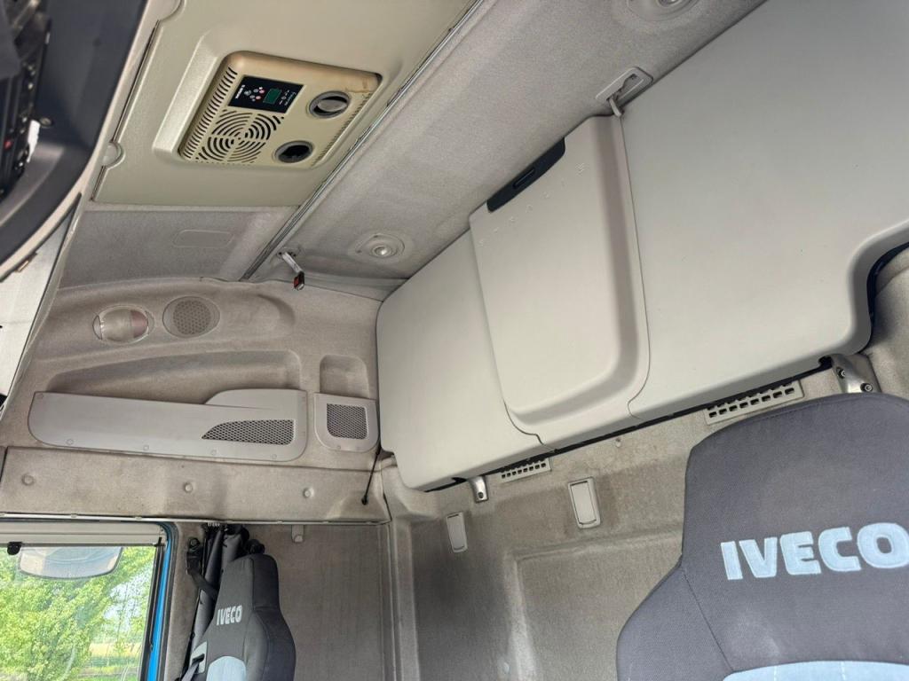 Iveco STRALIS 560 Photo 15
