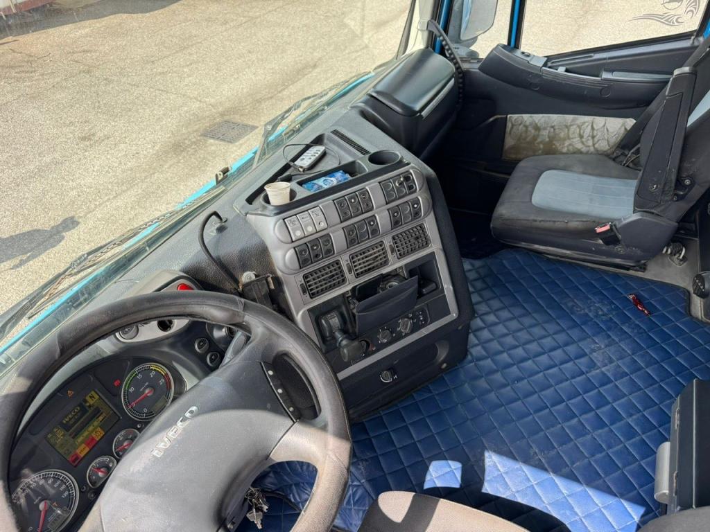 Iveco STRALIS 560 Photo 16
