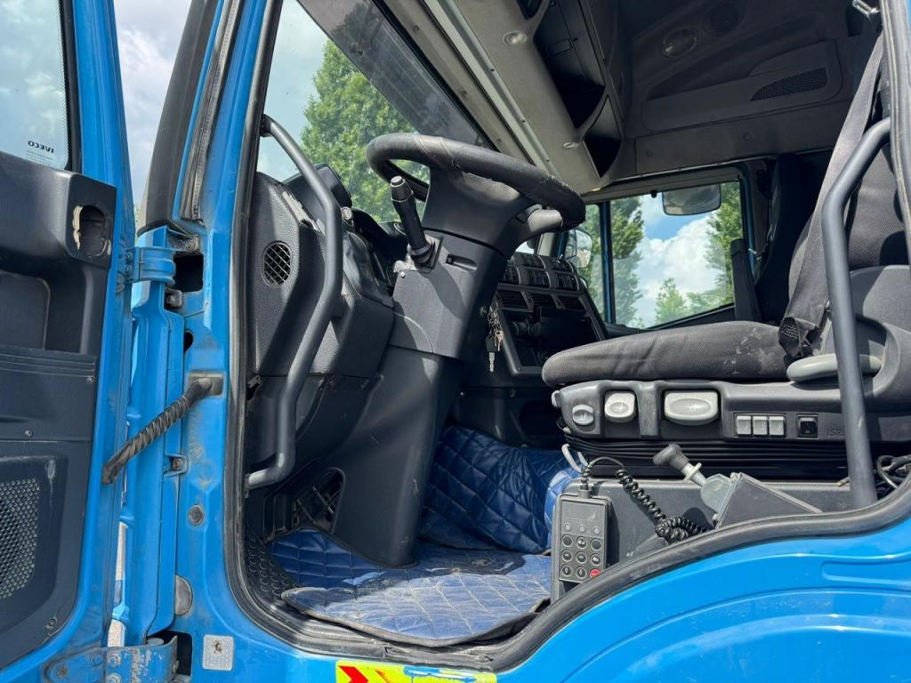 Iveco STRALIS 560 Photo 9