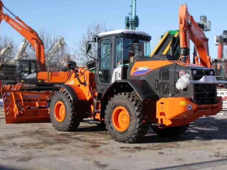 Hitachi ZW180-6 Photo 3