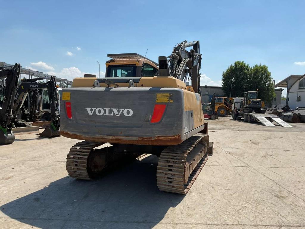 Volvo EC160DNL Photo 3