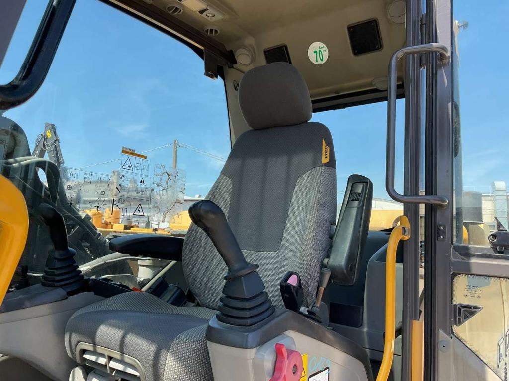 Volvo EC160DNL Photo 9