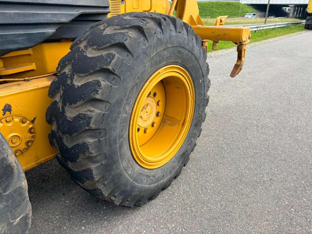 Caterpillar 140H Photo 12
