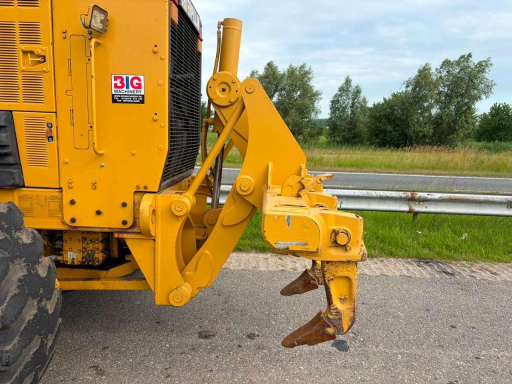 Caterpillar 140H Photo 19