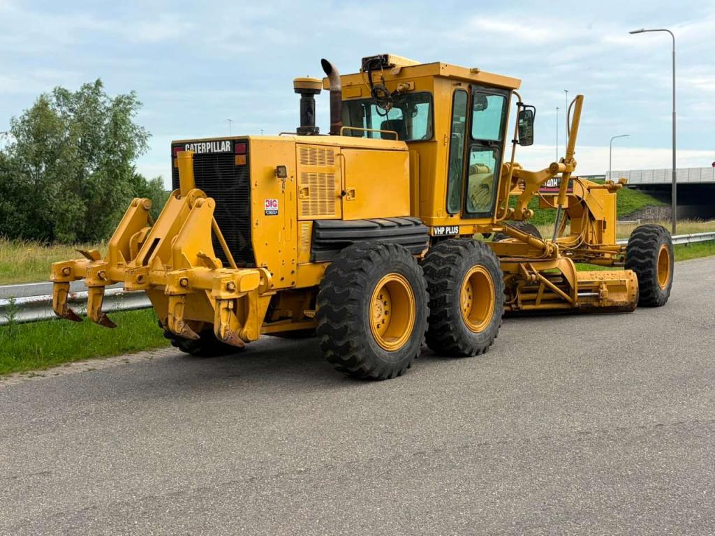 Caterpillar 140H Photo 5