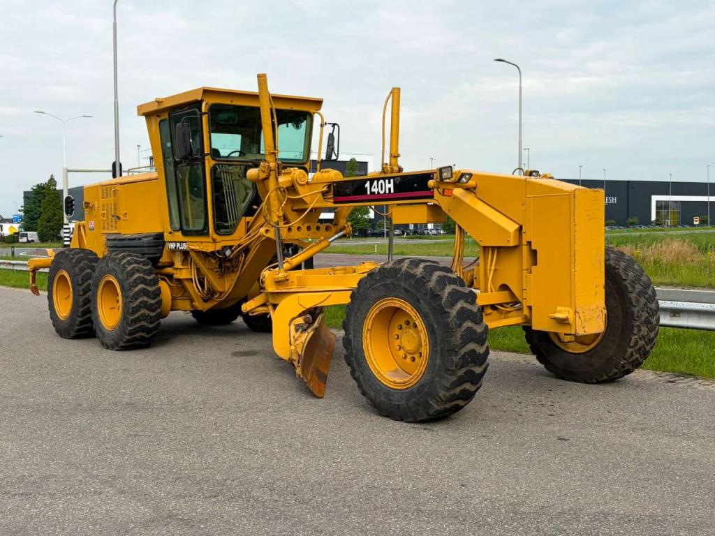 Caterpillar 140H Photo 7