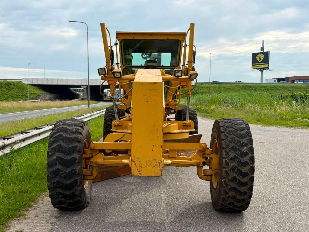 Caterpillar 140H Photo 8